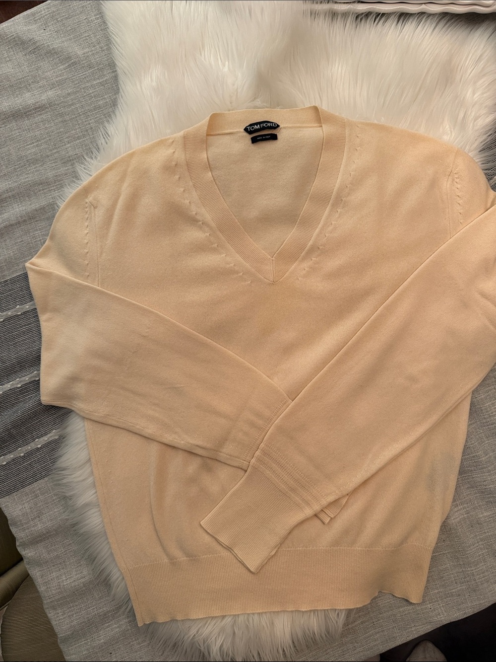 Tom Ford Men's V-Neck Sweater in cream